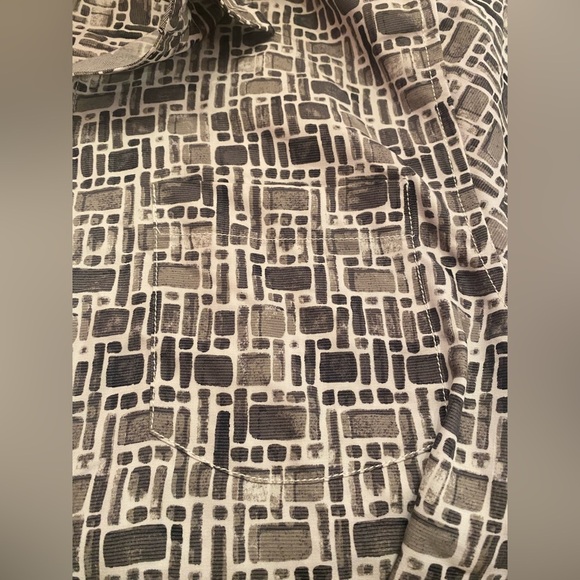 Tommy Bahama Men’s Coconut Point Pebble Tiles Fog Grey Button Shirt Size Small - Picture 5 of 11
